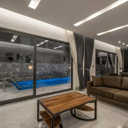 Villa Mystory *